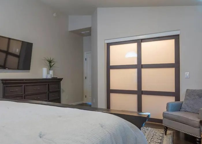 Holiday home Serene Escape And Modern Comfort Pool Heater Bbq Sun Lakes